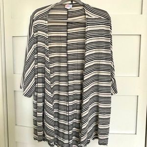 Lularoe Lindsay Kimono Small